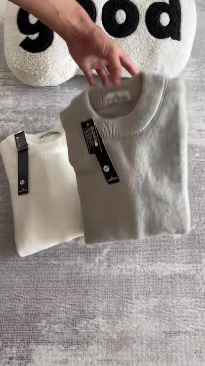 Compass 13 - Knit - Gray